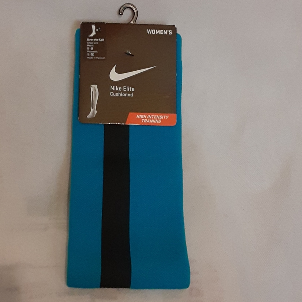 NWT Nike Elite Cushioned Turquoise Black Socks